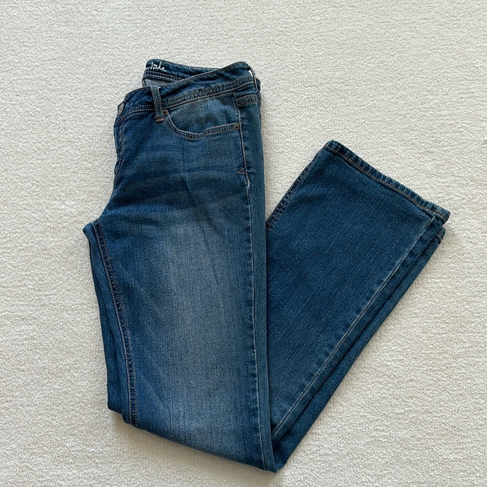 Aeropostale Chelsea bootcut Low-rise jeans, women's 8R